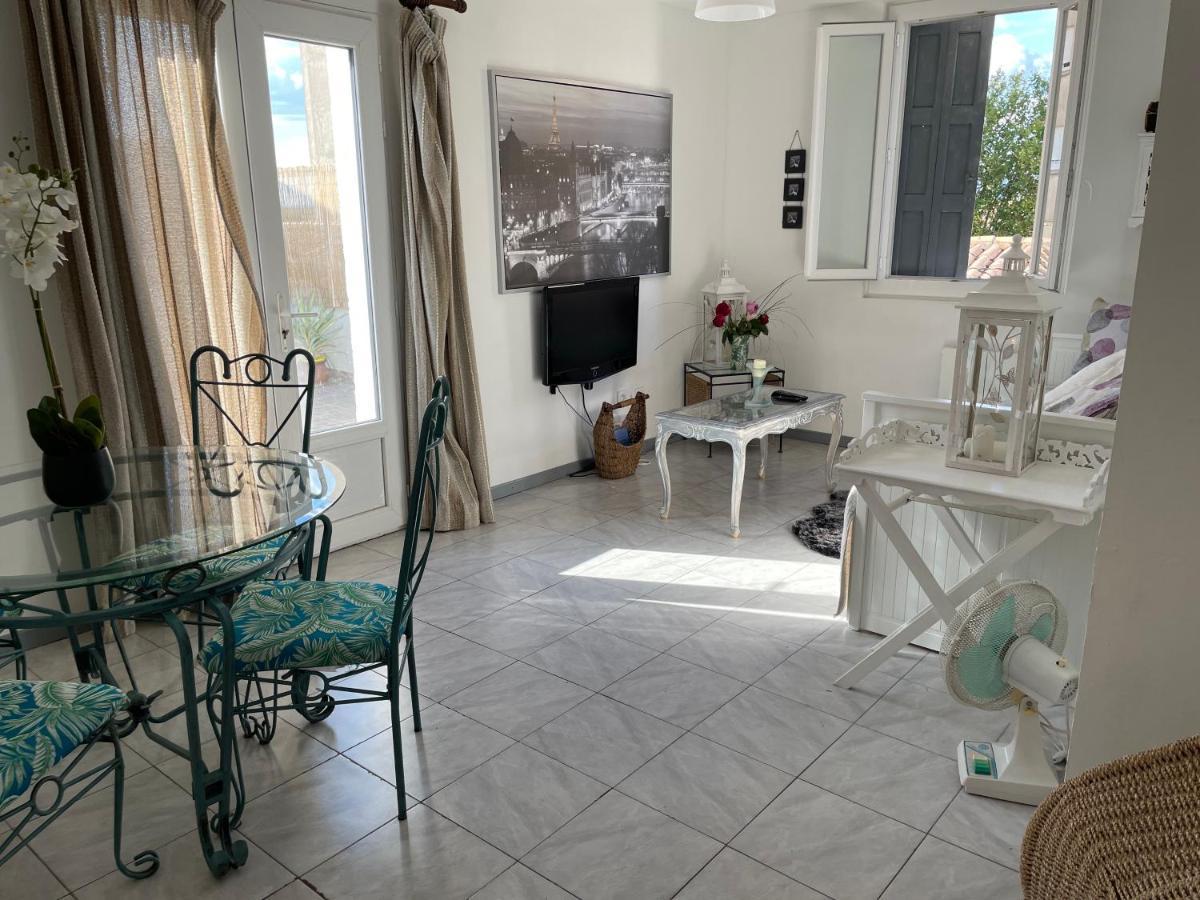 Centre Carcassonne Apartment With Private Sunny Terrace Exterior photo